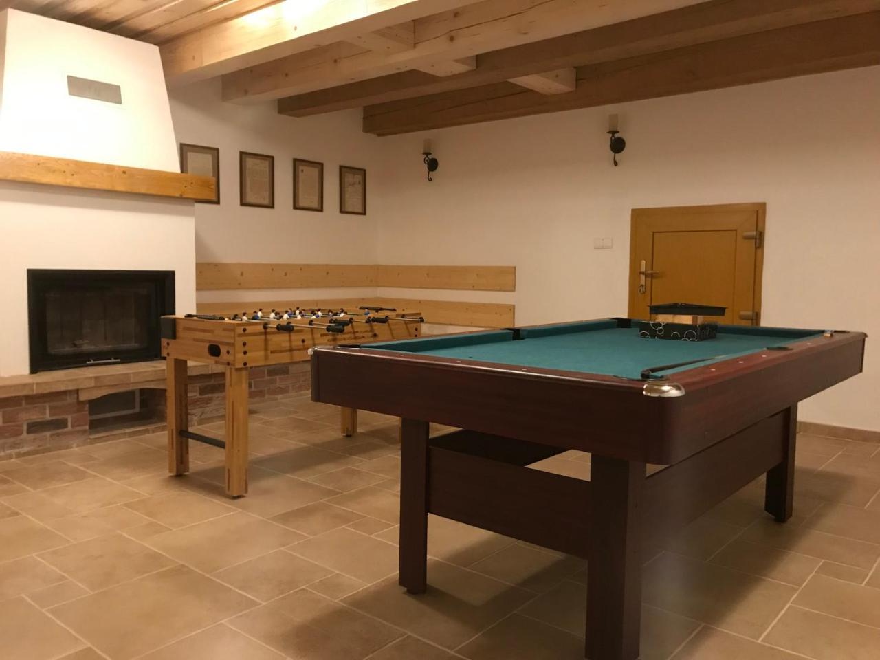 Zevluv Mlyn Hotel Nové Hrady Buitenkant foto